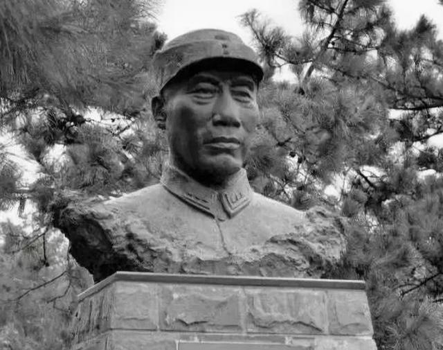 中国抗日战争时期有那些英雄人物